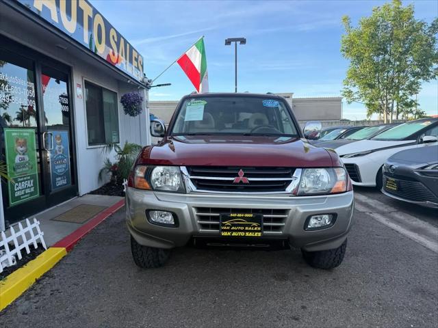 2001 Mitsubishi Montero Limited