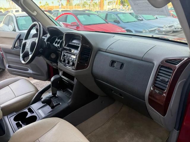 2001 Mitsubishi Montero Limited