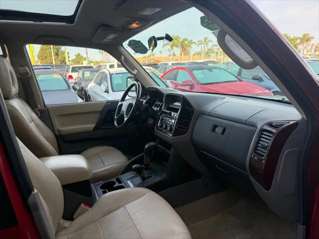 2001 Mitsubishi Montero Limited