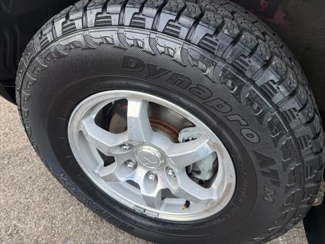 2001 Mitsubishi Montero Limited