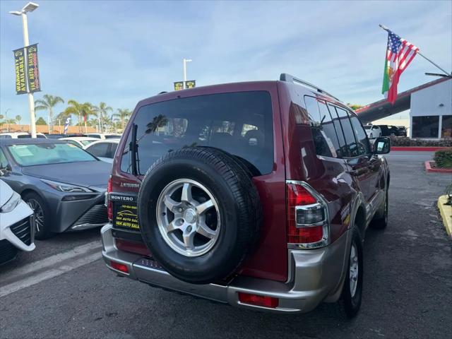 2001 Mitsubishi Montero Limited