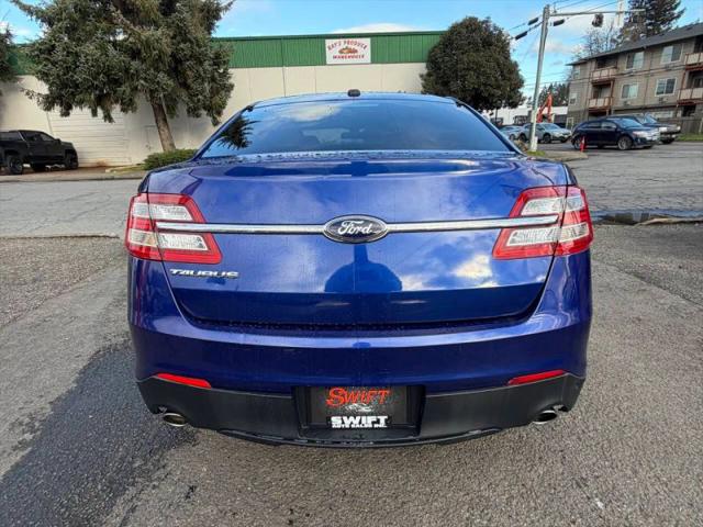 2014 Ford Taurus SE