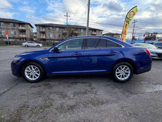 2014 Ford Taurus SE