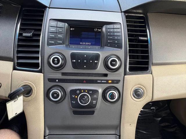 2014 Ford Taurus SE