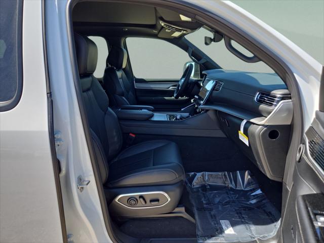 2026 Jeep Grand Wagoneer L 4x4