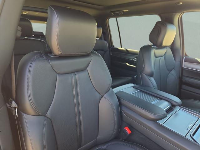 2026 Jeep Grand Wagoneer L 4x4