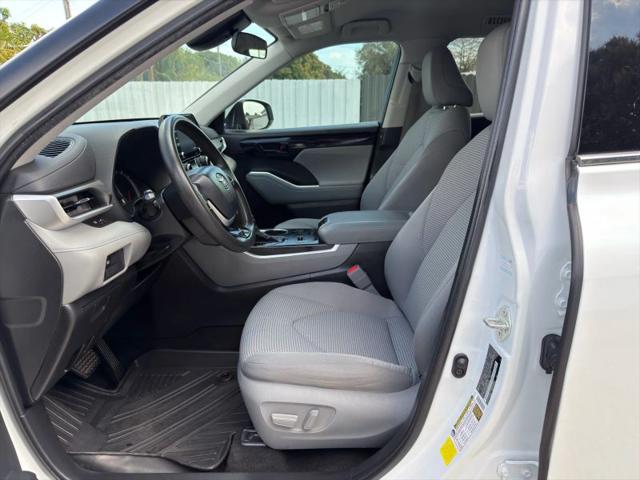 2022 Toyota Highlander L