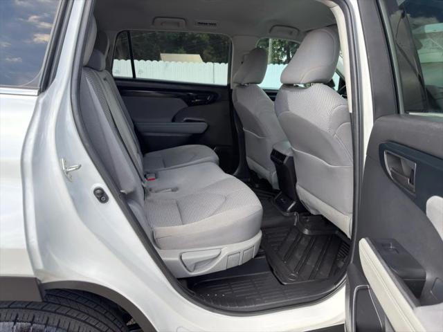 2022 Toyota Highlander L