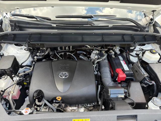 2022 Toyota Highlander L