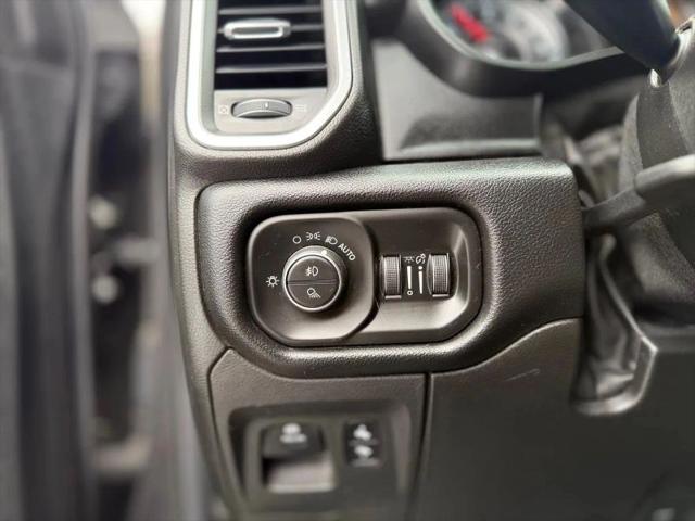 2019 Ram 1500 Big Horn/Lone Star Crew Cab 4x4 5'7" Box