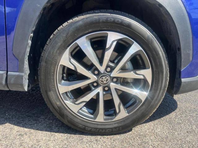 2024 Toyota Corolla Cross XLE
