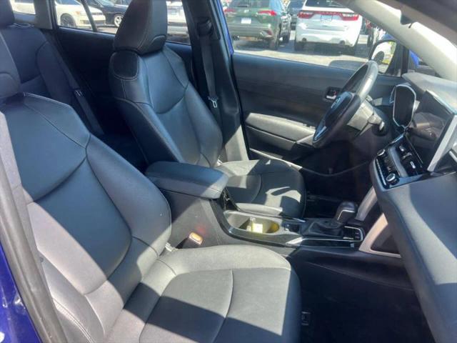 2024 Toyota Corolla Cross XLE