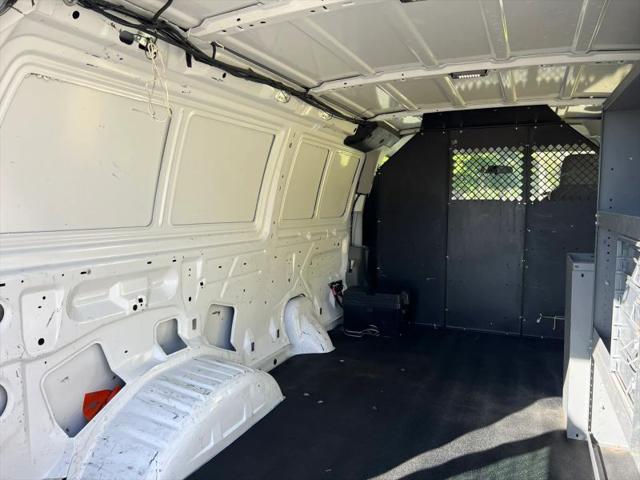 2013 Ford E-150 Base
