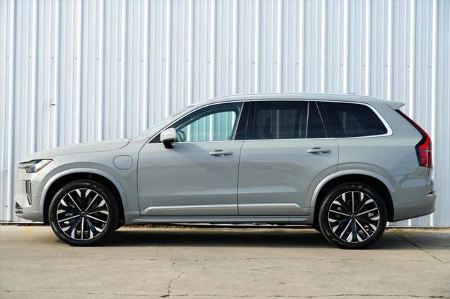 2025 Volvo XC90 Plug-In Hybrid T8 Plus 7-Seater