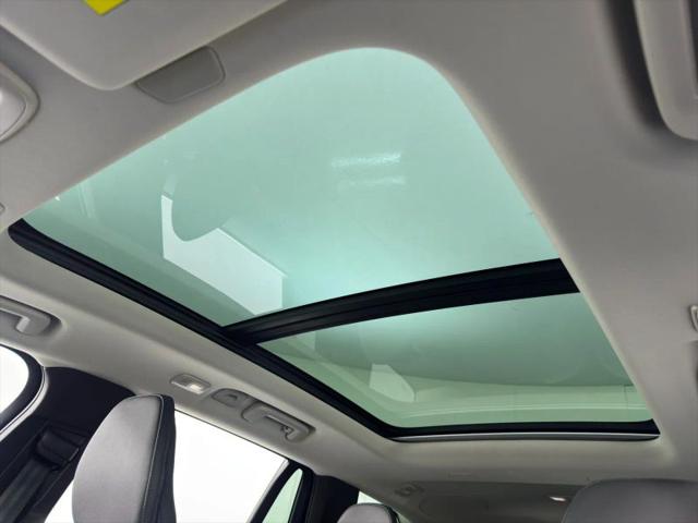 2025 Volvo XC90 Plug-In Hybrid T8 Plus 7-Seater