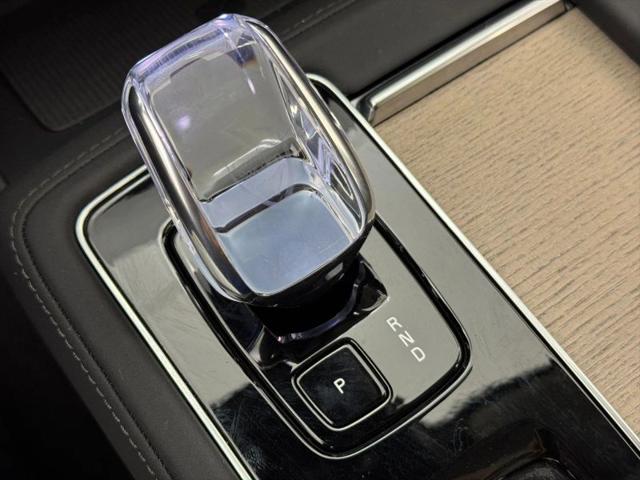 2025 Volvo XC90 Plug-In Hybrid T8 Plus 7-Seater