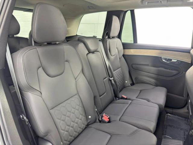 2025 Volvo XC90 Plug-In Hybrid T8 Plus 7-Seater