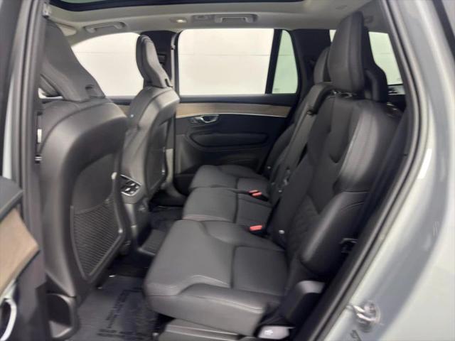 2025 Volvo XC90 Plug-In Hybrid T8 Plus 7-Seater