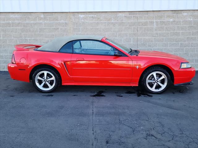 Used 2001 Ford Mustang Premium For Sale in Wilmington, OH