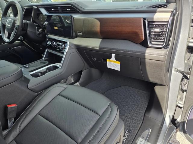 2026 GMC Sierra 2500HD Crew Cab, Standard Bed, Denali, 4WD