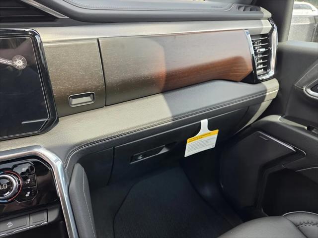 2026 GMC Sierra 2500HD Crew Cab, Standard Bed, Denali, 4WD