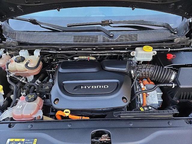 2017 Chrysler Pacifica Hybrid Touring Plus