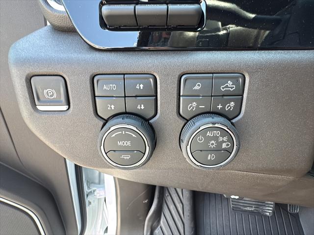 2026 Chevrolet Silverado 1500 4WD Crew Cab Short Bed LTZ