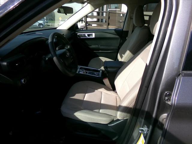 2023 Ford Explorer Base 4WD