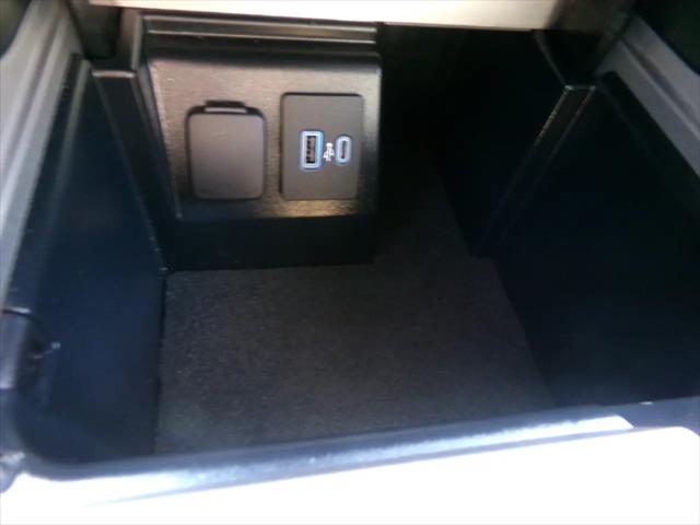 2023 Ford Explorer Base 4WD