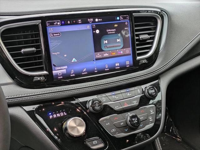 2026 Chrysler Pacifica Limited AWD