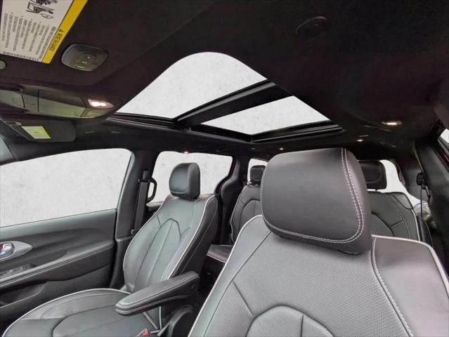 2026 Chrysler Pacifica Limited AWD