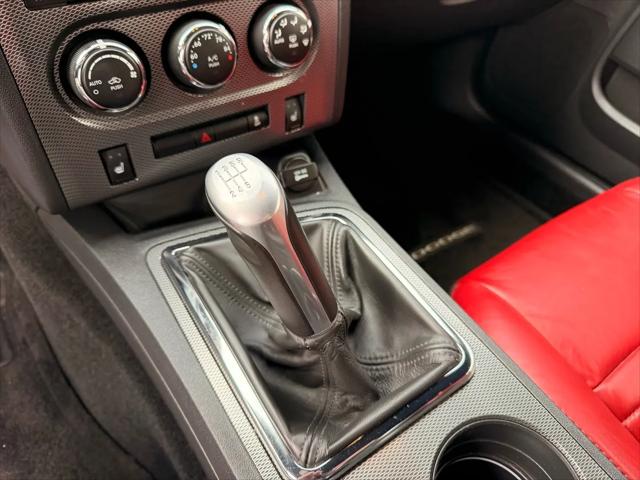 2013 Dodge Challenger R/T Plus