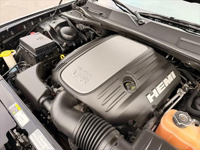 2013 Dodge Challenger R/T Plus