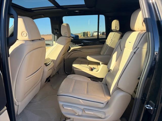 2024 Cadillac Escalade ESV 4WD Premium Luxury