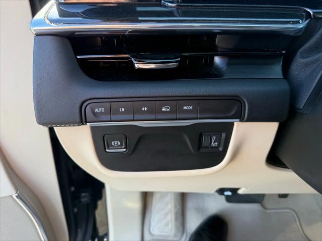 2024 Cadillac Escalade ESV 4WD Premium Luxury