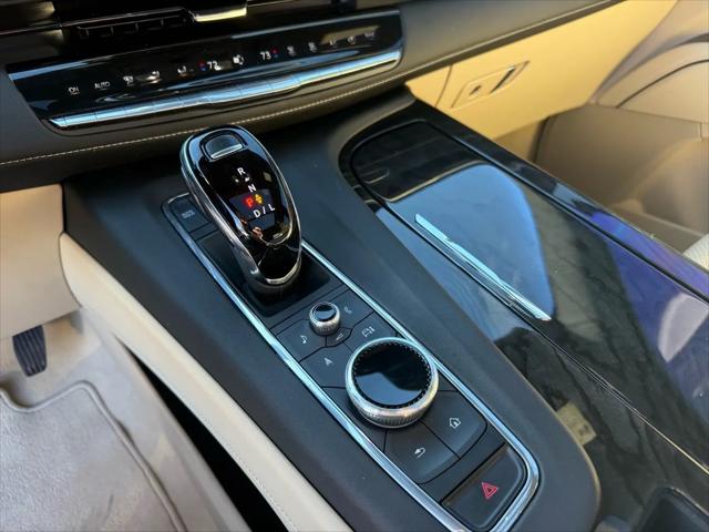 2024 Cadillac Escalade ESV 4WD Premium Luxury