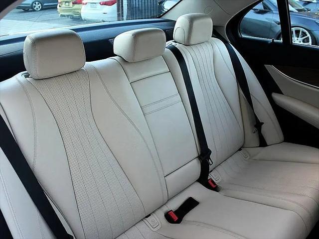 2018 Mercedes-Benz E-CLASS E 300 E 300