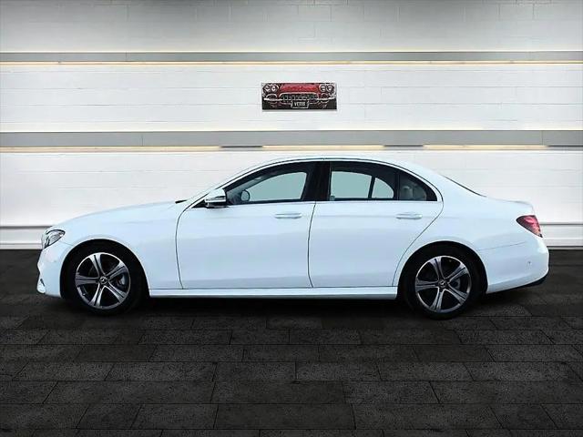 2018 Mercedes-Benz E-CLASS E 300 E 300