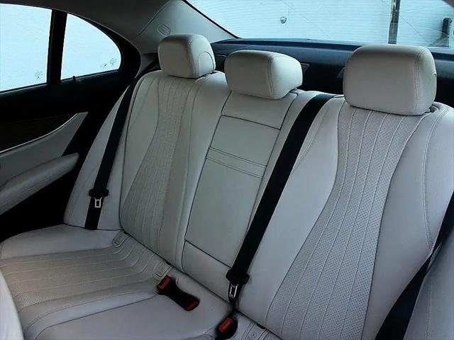 2018 Mercedes-Benz E-CLASS E 300 E 300