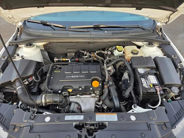 2016 Chevrolet Cruze Limited 2LT Auto