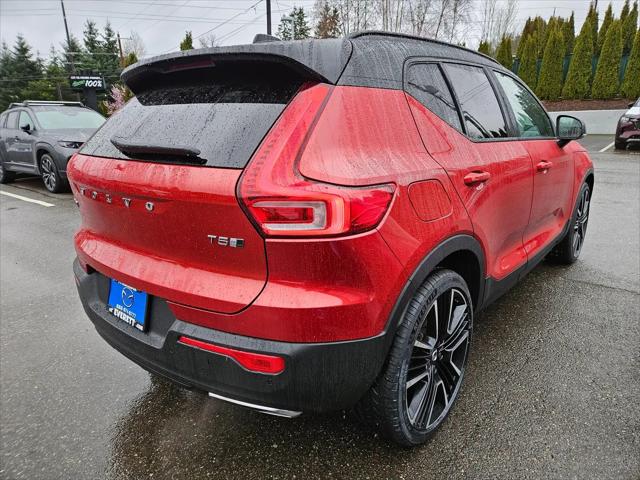 2020 Volvo XC40 T5 R-Design