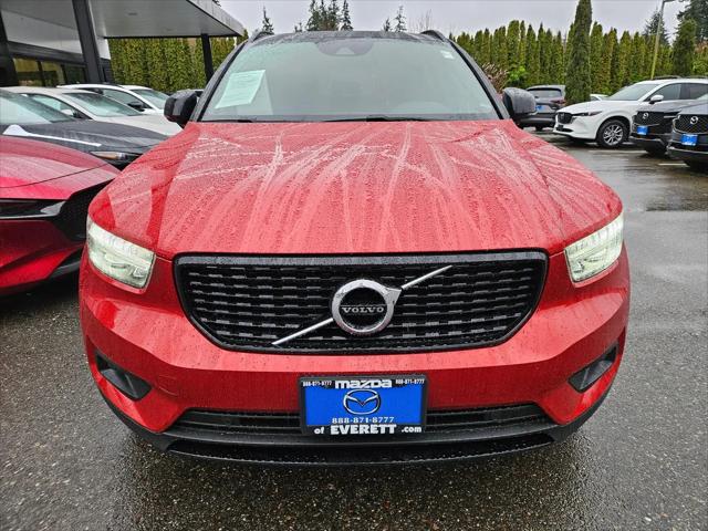 2020 Volvo XC40 T5 R-Design