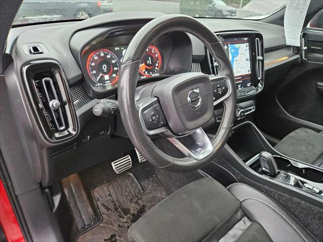 2020 Volvo XC40 T5 R-Design