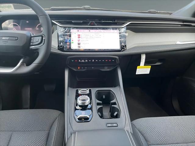 2026 Jeep Cherokee Laredo 4x4