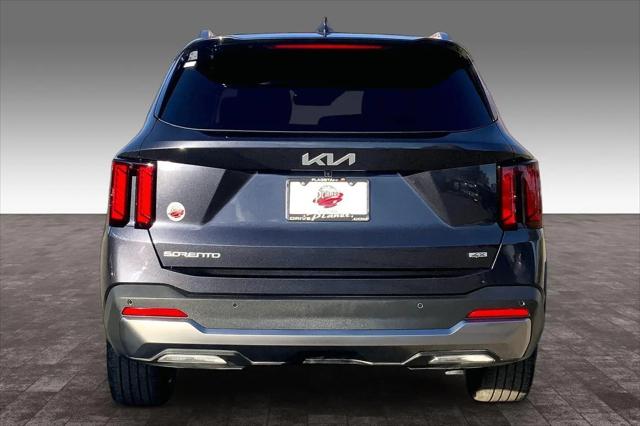 2025 Kia Sorento EX