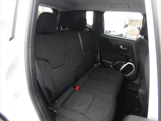 2018 Jeep Renegade Latitude FWD