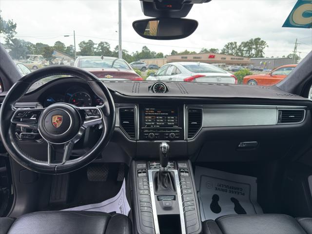 2015 Porsche Macan Turbo