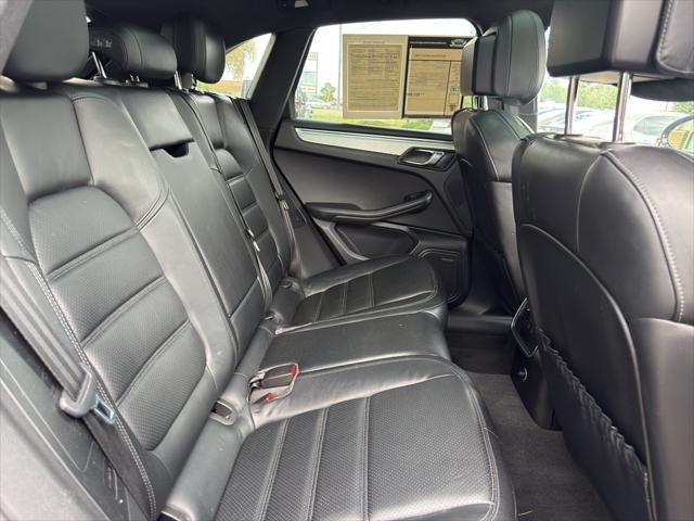 2015 Porsche Macan Turbo