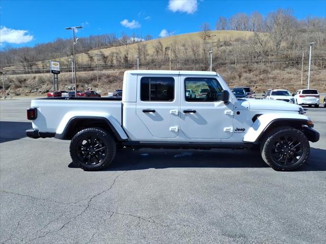 2025 Jeep Gladiator Nighthawk