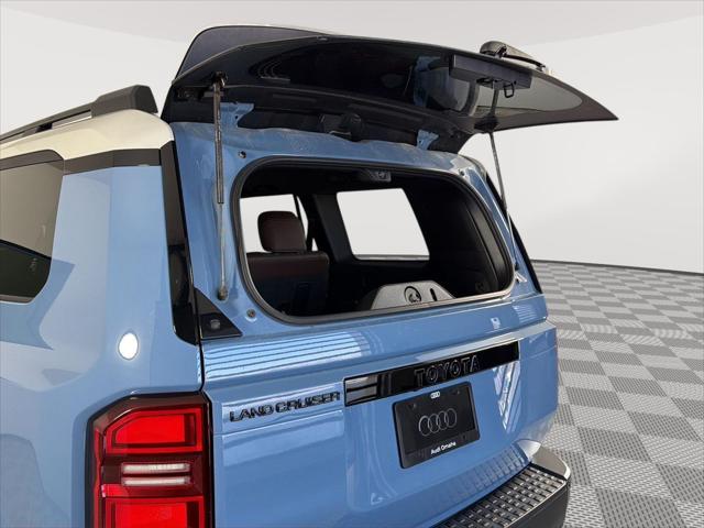 2025 Toyota Land Cruiser PREMIUM PACKAGE